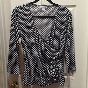 Liz Claiborne black white geo print faux wrap Top size Medium